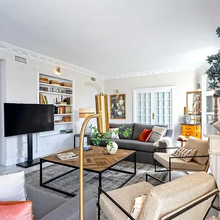 Genteel San Fernando Apartment Seville