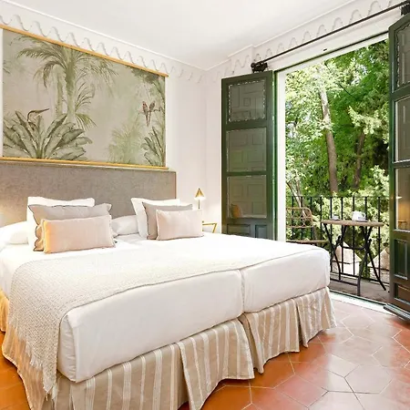 Genteel San Fernando Apartment Seville