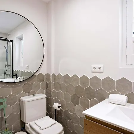 Genteel San Fernando Apartment *